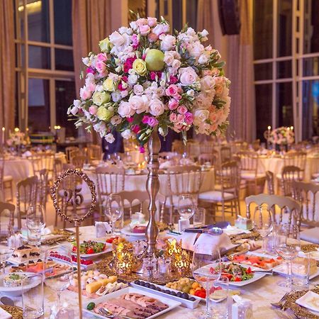 Jw 메리어트 압셰론 바쿠 호텔 외부 사진 A wedding reception