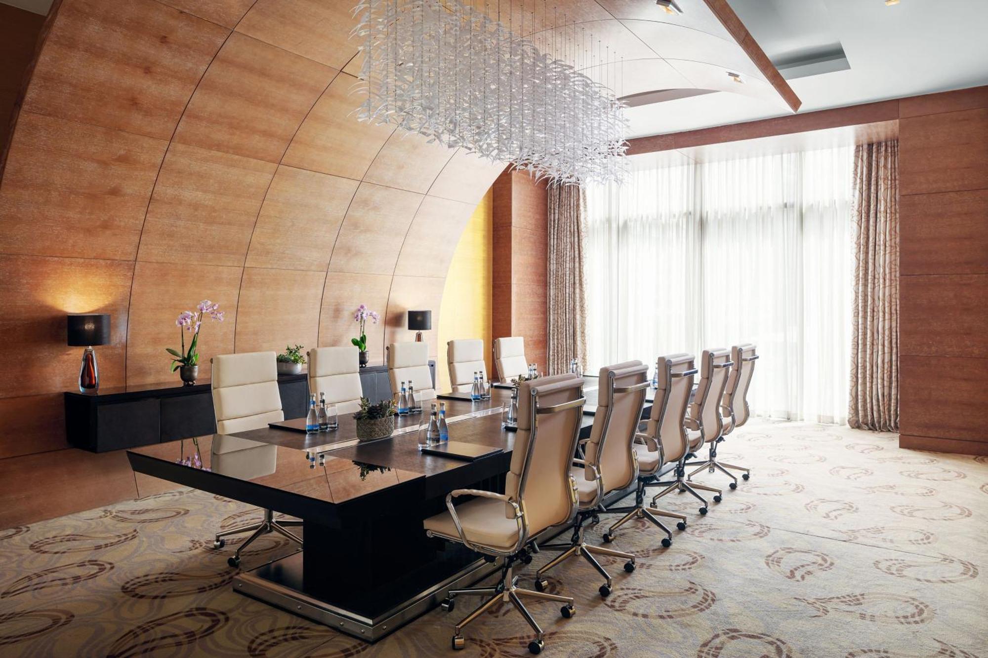 Jw 메리어트 압셰론 바쿠 호텔 외부 사진 Boardroom