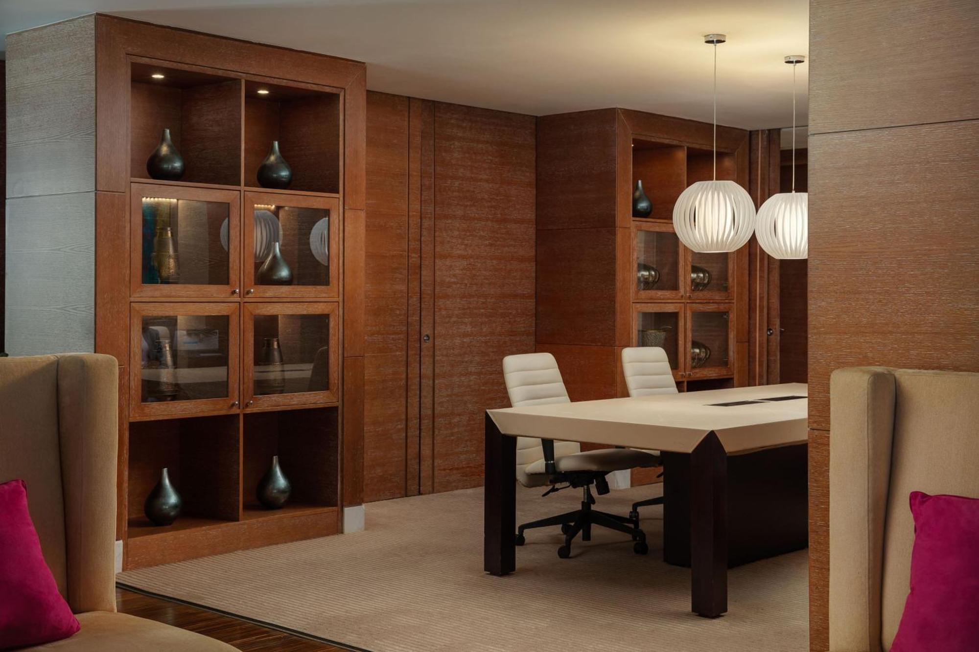Jw 메리어트 압셰론 바쿠 호텔 외부 사진 3D rendering of a meeting room